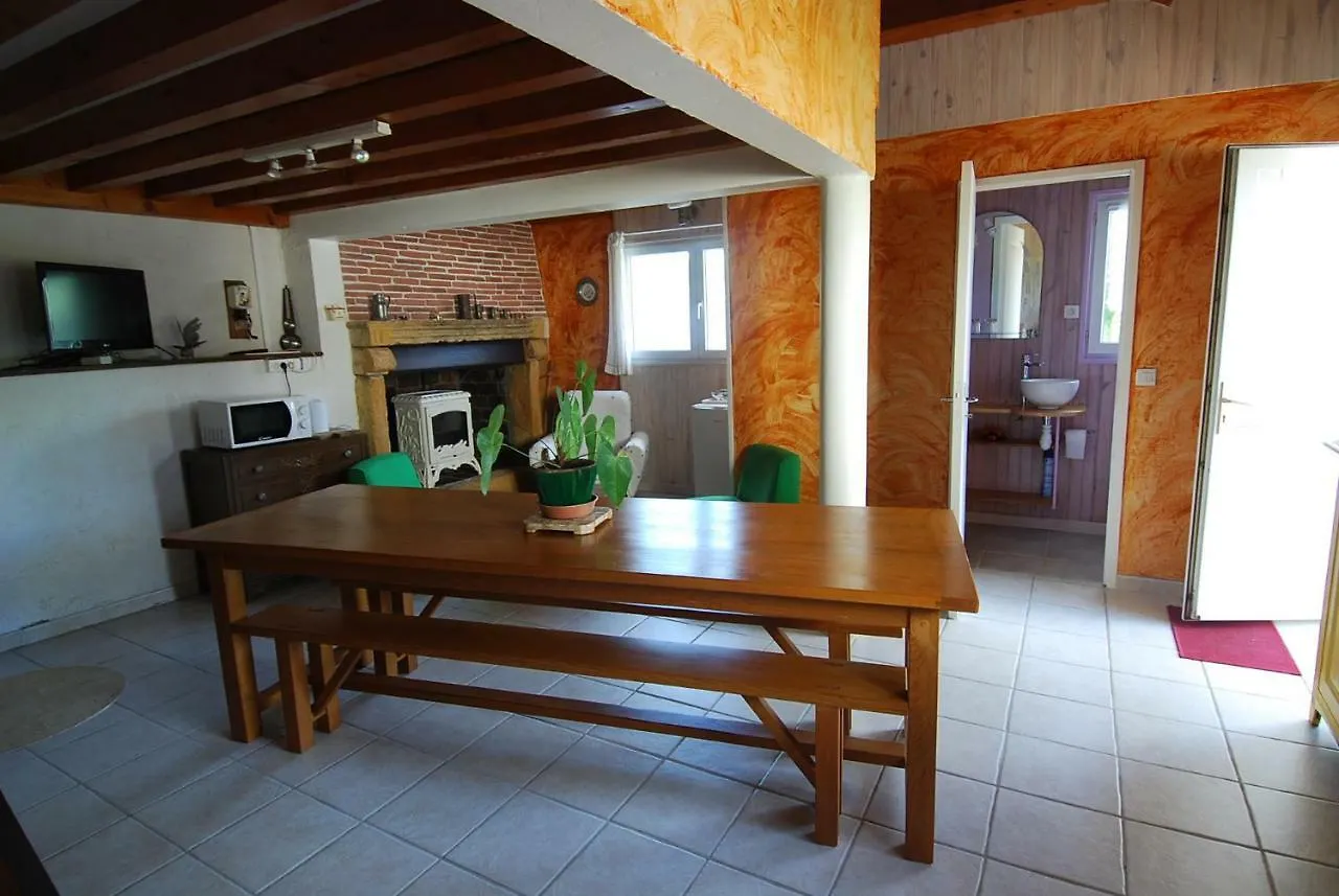 Chalet La Petite Maison Villa Bessenay France